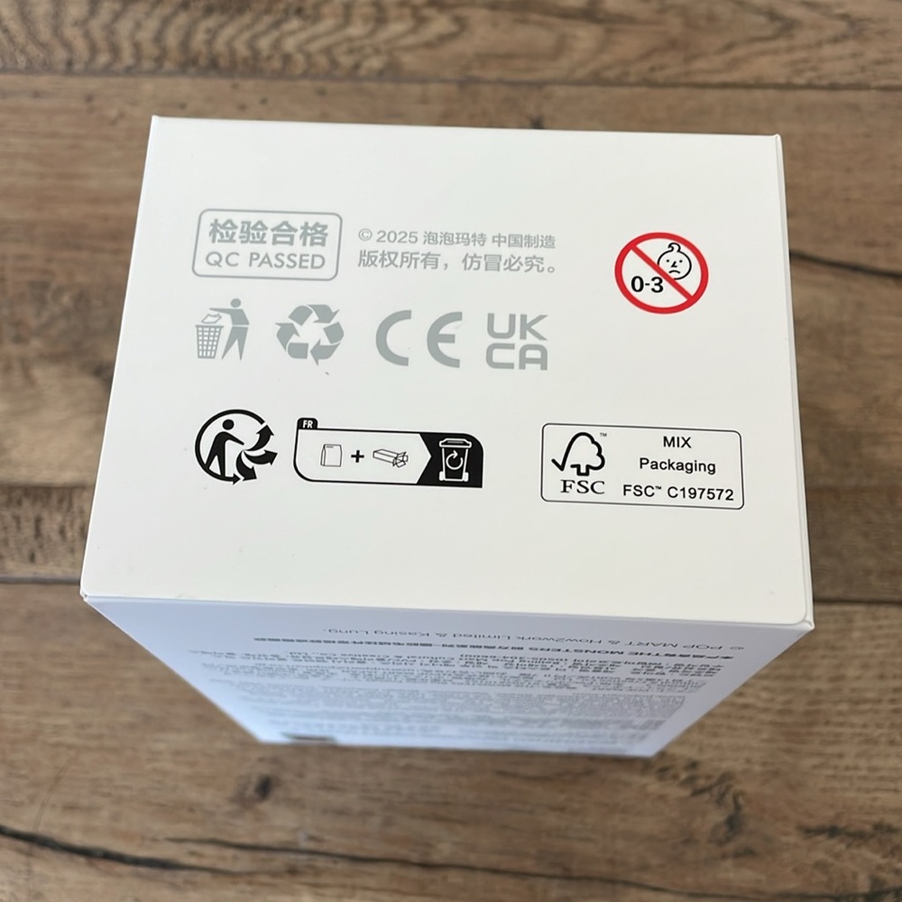 Labubu Big Into Energy - blind box sealed - Picture 3 of 5
